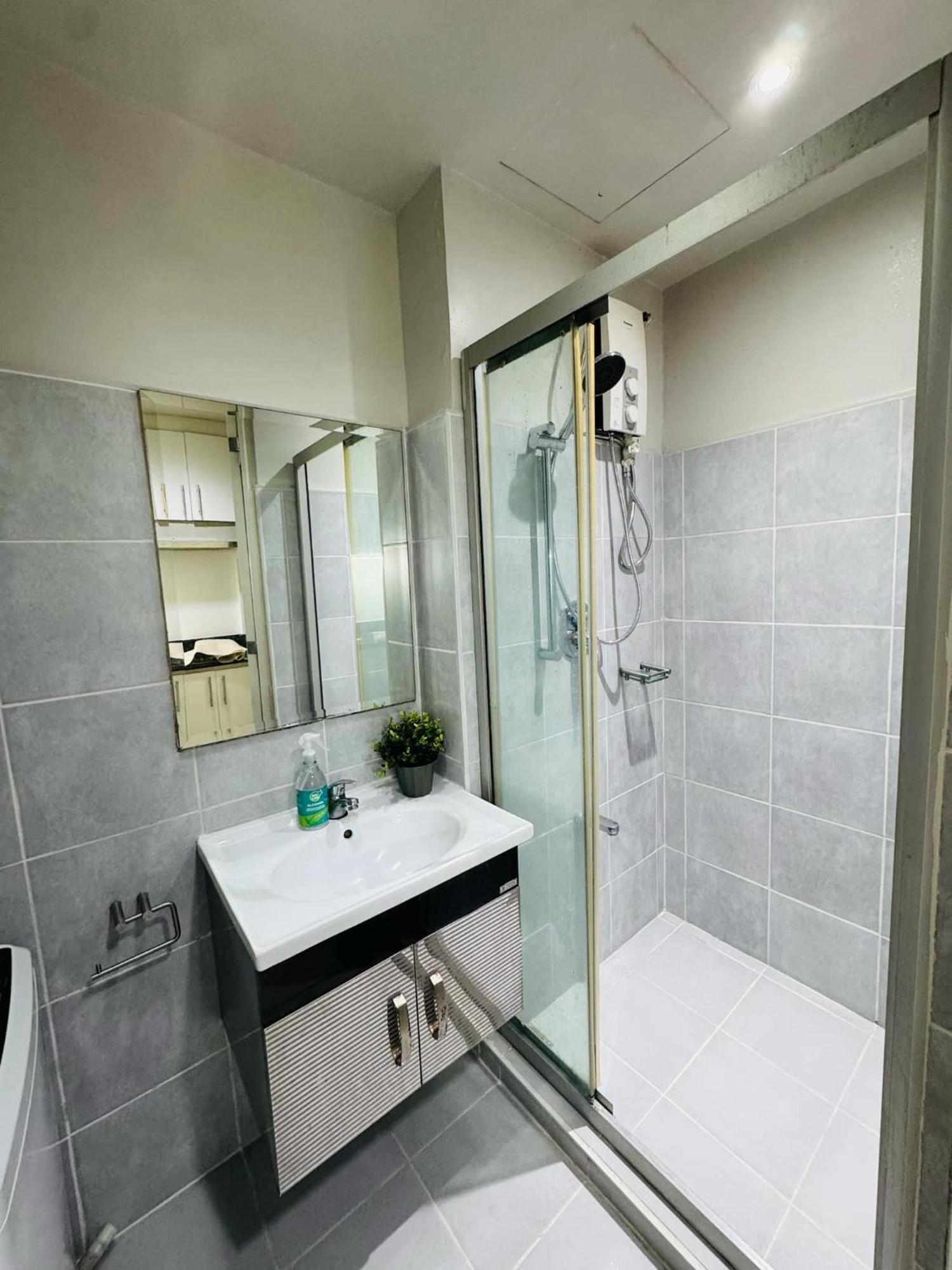 Moa Pasay Sea Residences Condotel Екстериор снимка